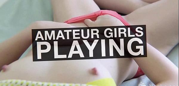 Yanks Sonny Silver Pushes Dildo Deep